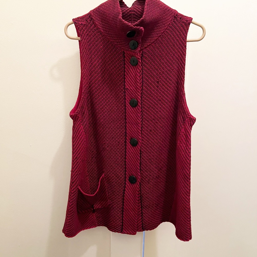 Habitat Sleeveless Sweater Button Front Small Red Black Cotton Artsy
